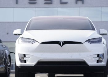 Tesla Model 3 Standard Range Plus