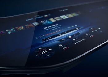 Mercedes Hyperscreen MBUX