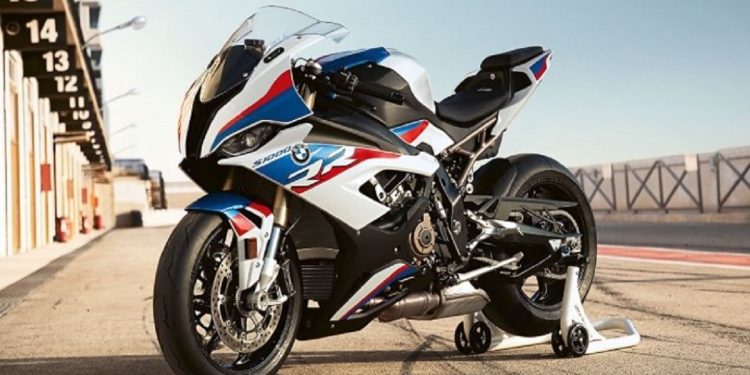 La Bmw M 1000 RR una belva che è anche un’opera d’arte