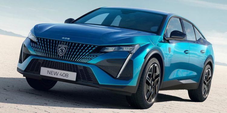 Con 408 Peugeot apre un fronte inedito