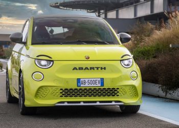 L’Abarth si dà la scossa con la 500e