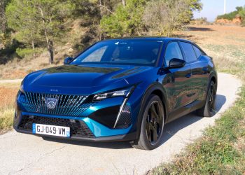 Il futuro PEUGEOT parte da lontano ma vuole essere “fast and Furious”