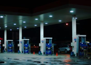 Dove la benzina costa meno