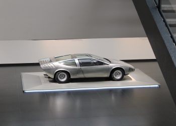 L’automobile ormai non ha più confini ha invaso la design week di Milano