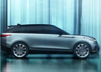 La nuova Velar fa il pieno di tecnologia