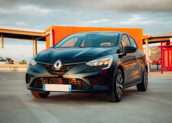 Il car sharing targato Renault si rivitalizza