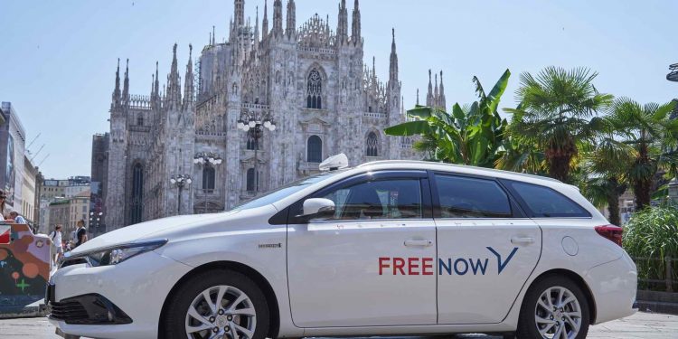 Una sola app per muoversi in dieci città italiane