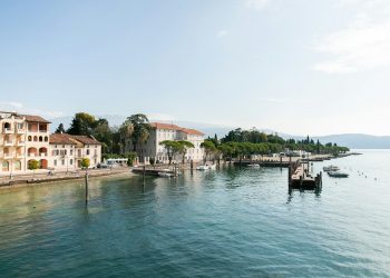 Sul Garda si naviga in elettrico con motori Porsche