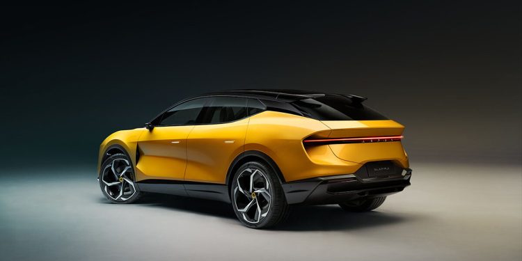 Lotus Eletre, un Suv elettrico che sa anche coccolarti
