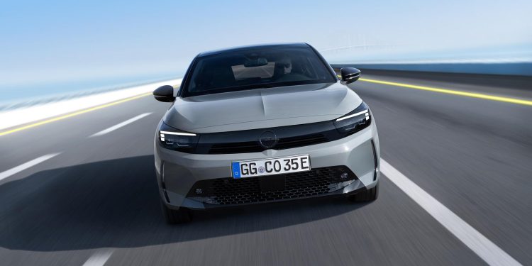 Con la nuova Corsa Opel democratizza l’elettrificazione