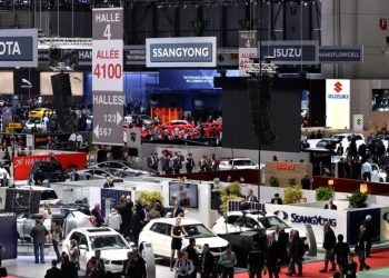Come è strano curiosare tra gli stand di Ginevra