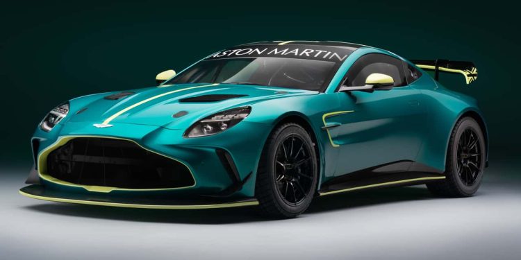 La nuova Vantage racconta il futuro di Aston Martin