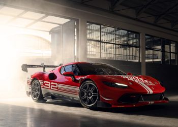 Con la Ferrari 296 Challenge si trova subito il feeling