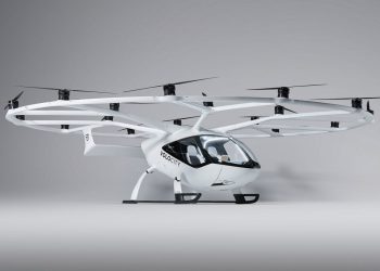 VOLOCOPTER IN AVVICINAMENTO SU PARIGI AI GIOCHI IL DEBUTTO DEI VOLI VERTICALI