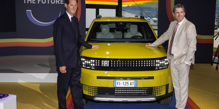 Fiat, 125 anni e un sorriso al futuro