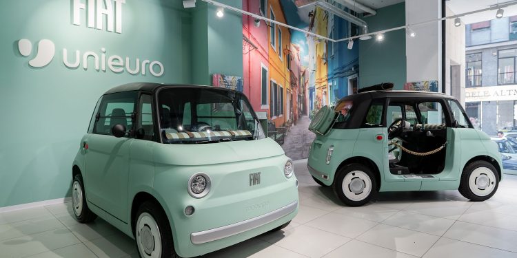 TOPOLINO ARRIVA DA UNIEURO