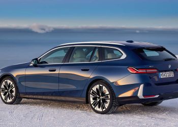 SERIE 5 TOURING BELLA ANCHE DA GUIDARE