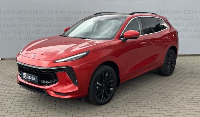 Lo sbarco delle auto cinesi continua: ecco Forthing