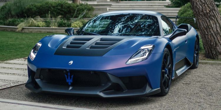 Stile e prestazioni, come ci si diverte con la GT2 Stradale