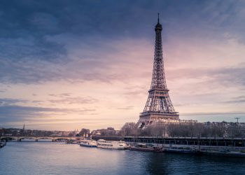 Parigi riapre le porte all’auto: il ritorno del Salone