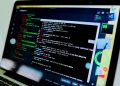 L’AUTO RESPINGE GLI HACKER