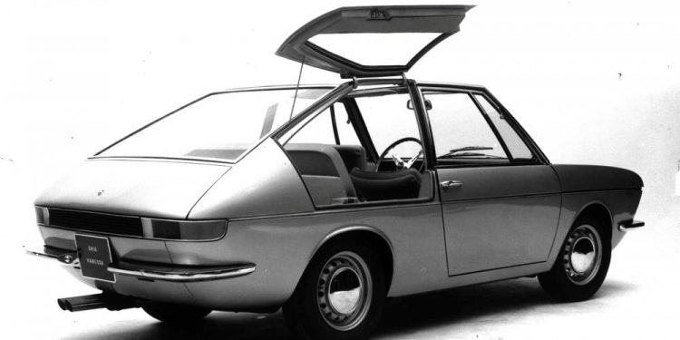 DALLA PANDA AL FUTURO L’AUTO SECONDO GIUGIARO