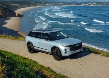 Jaecoo 7 sorprende con Shs, la versione plug-in del suo Suv