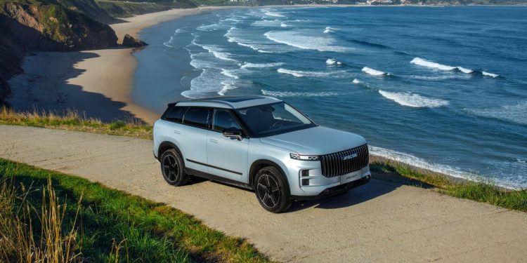 Jaecoo 7 sorprende con Shs, la versione plug-in del suo Suv