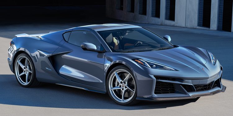 CORVETTE E-RAY LA RIVOLUZIONE DI UN’ICONA