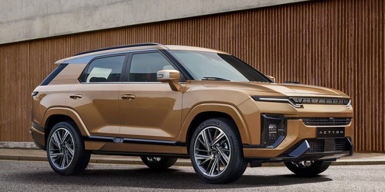 KGM SI PRESENTA COL NUOVO ACTION UN SUV CONCRETO