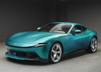 FERRARI AMALFIEcco l’elegante erede della Roma