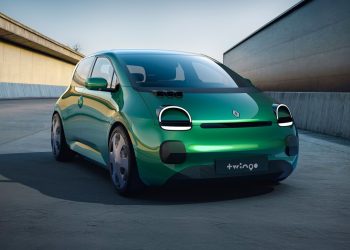 TWINGO VIENE DAL PASSATO PER PORTARCI NEL FUTURO